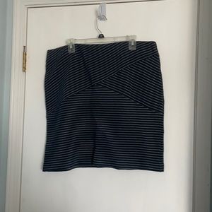 XL JJill skirt navy and white